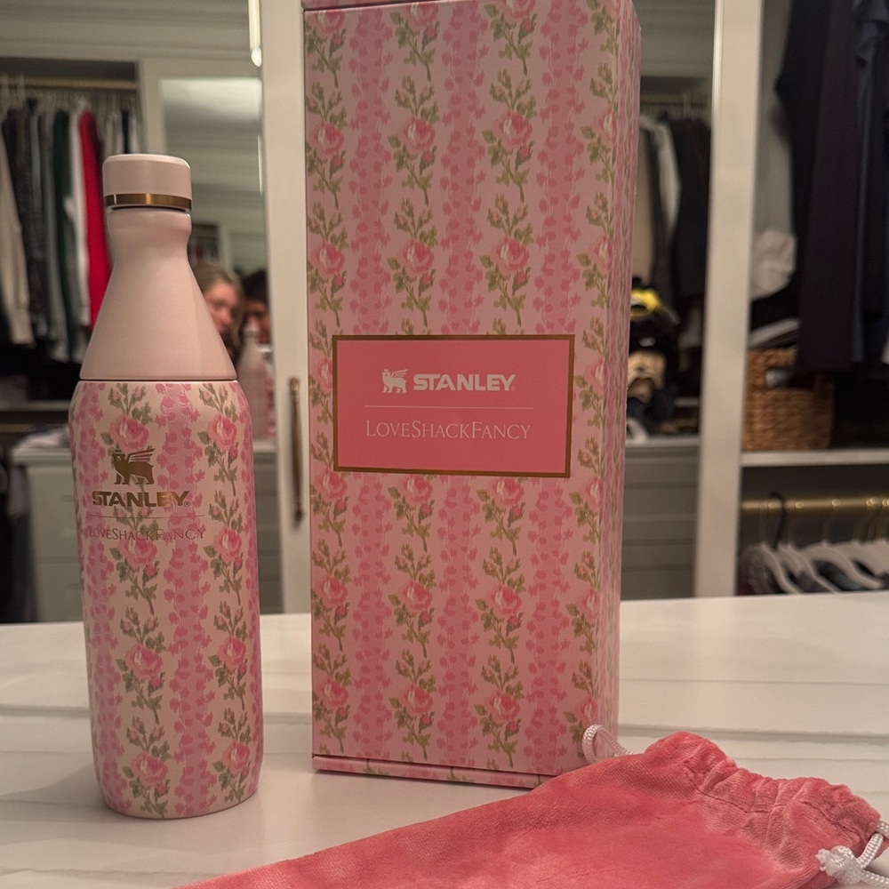 Stanley LoveShackFancy Pink Floral Bottle